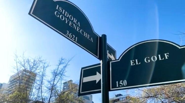 Alecas El Golf Appartamento Santiago del Cile